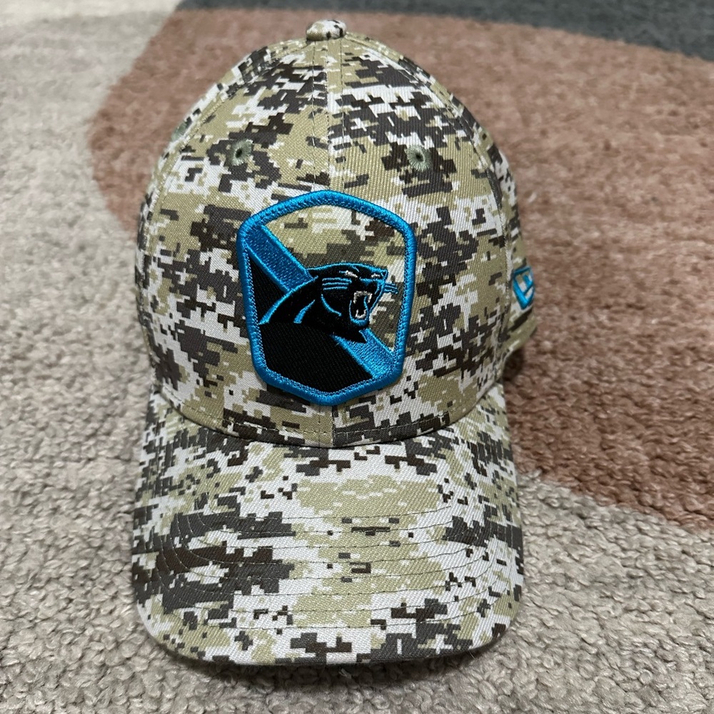 NWOT New Era + 39thirty Salute to Service Panthers Hat Sz Medium/Large